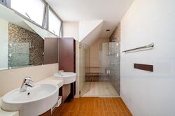 Hillcrest Villa (D11), Terrace #484620991